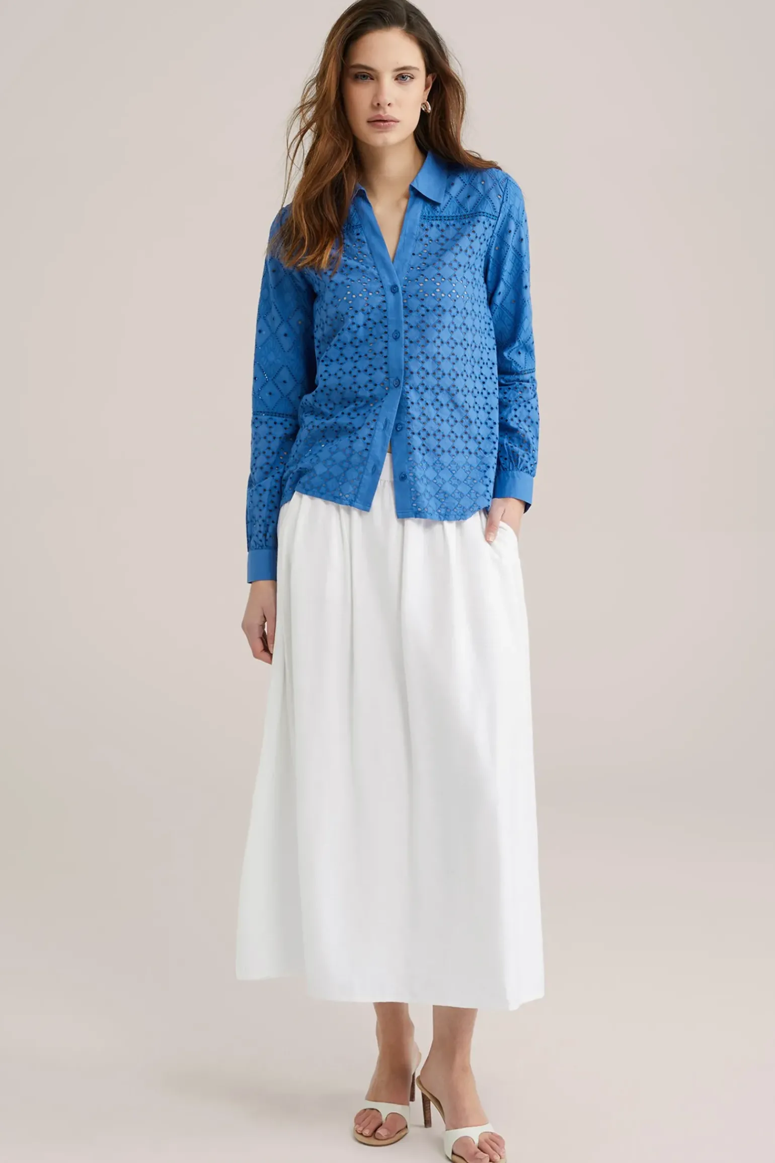blouse met broderie anglaise