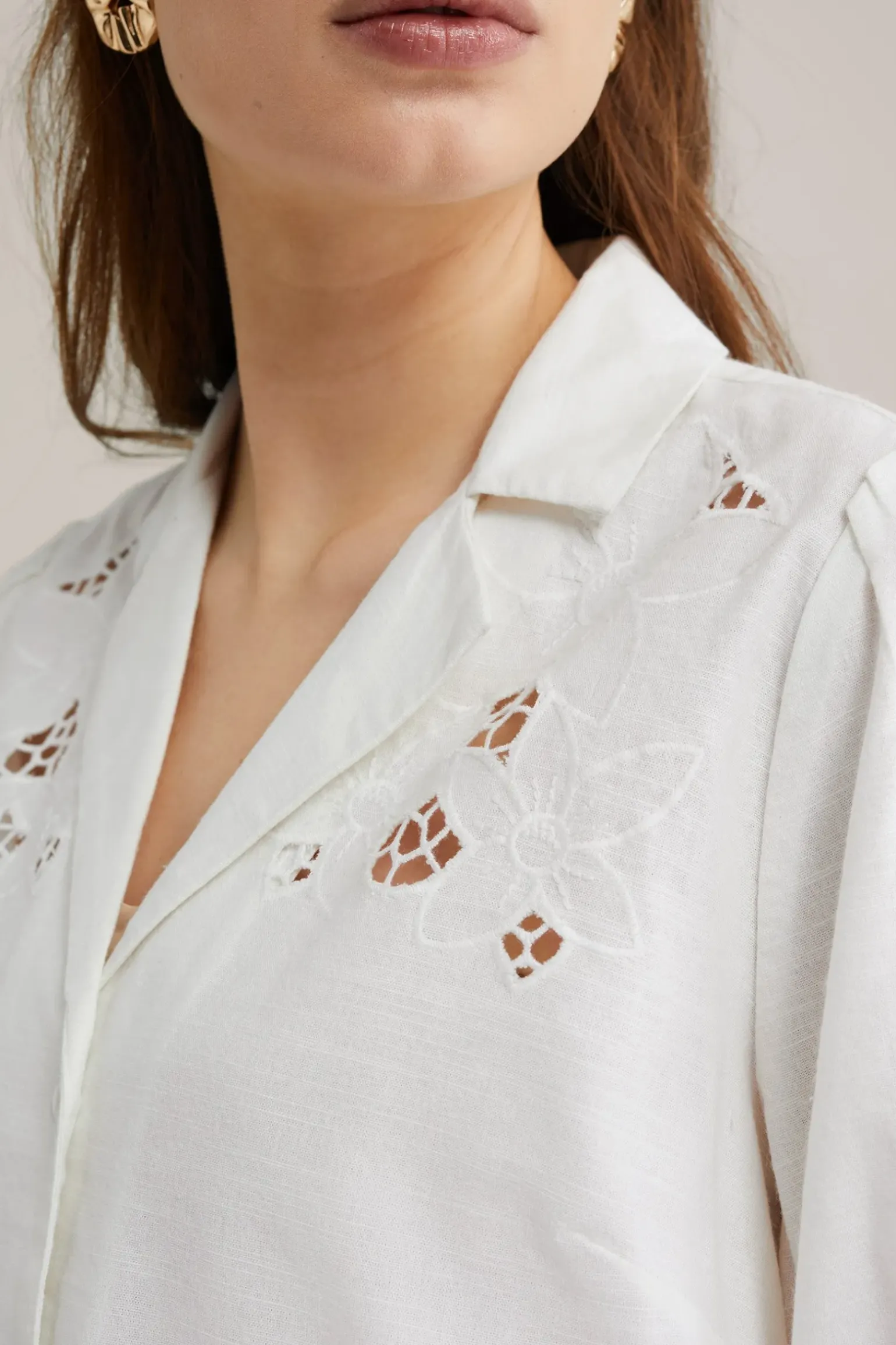 blouse met embroidery