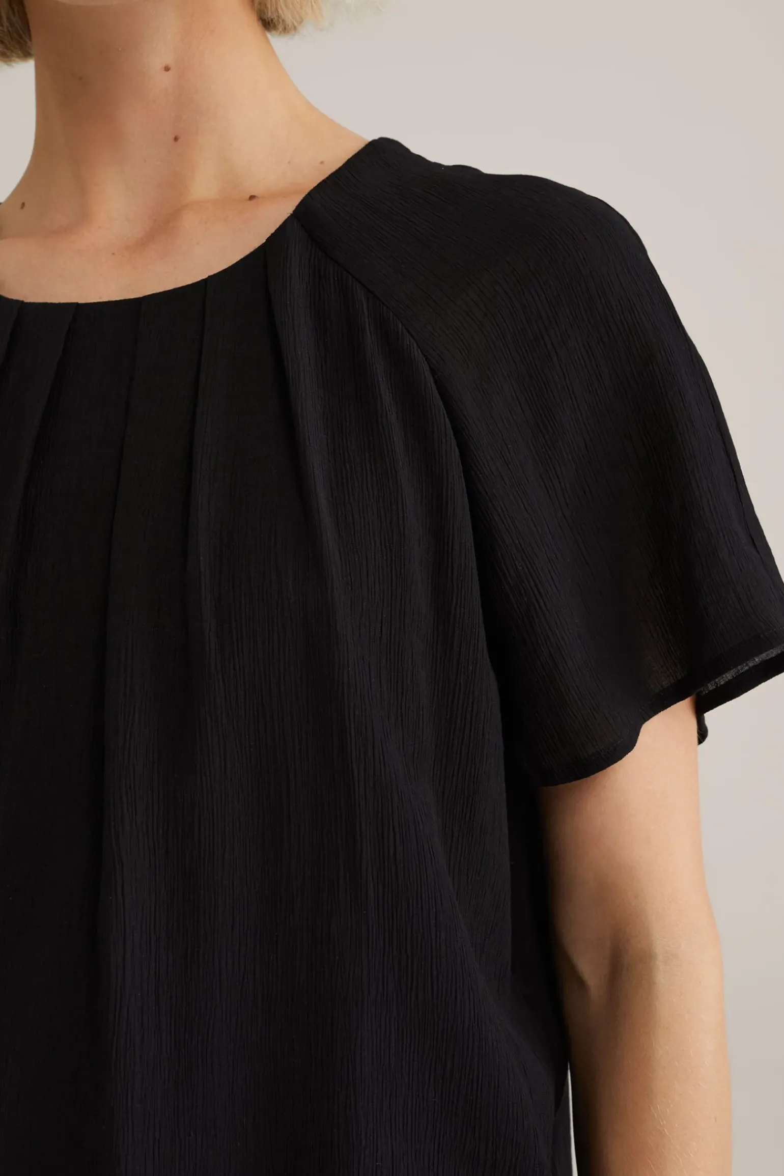blouse met plooidetail