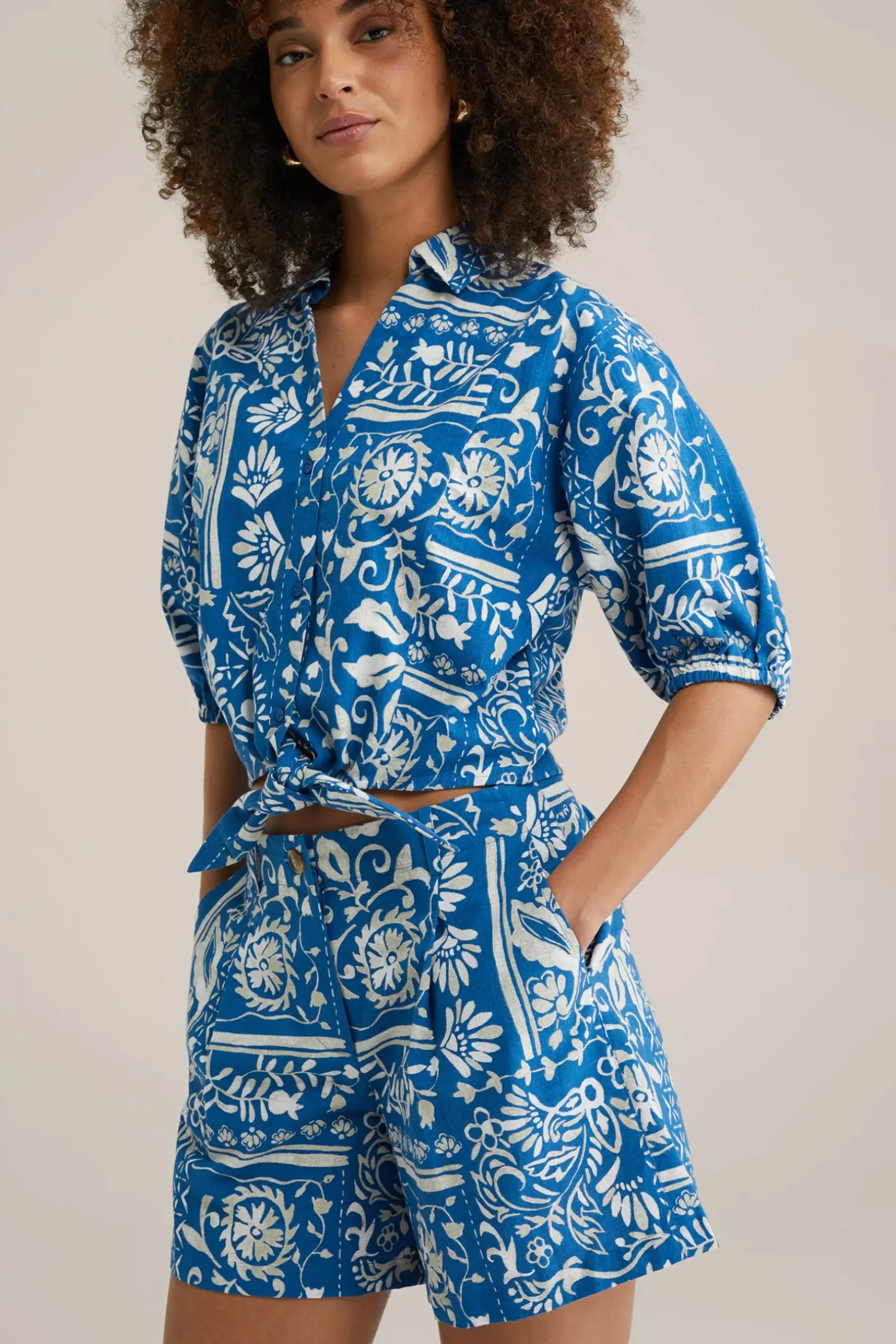 relaxed fit short met dessin