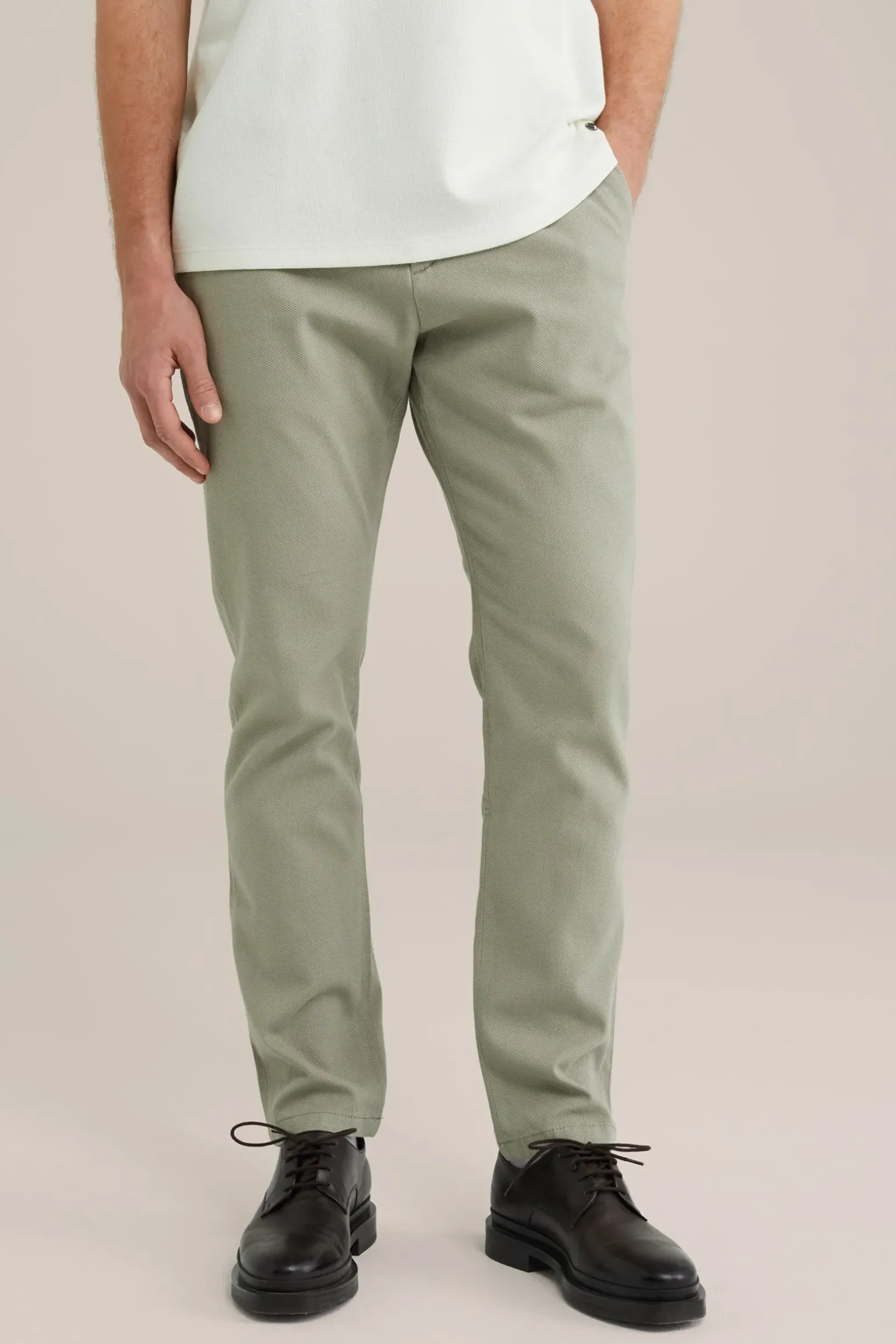 Slim fit chino met structuur