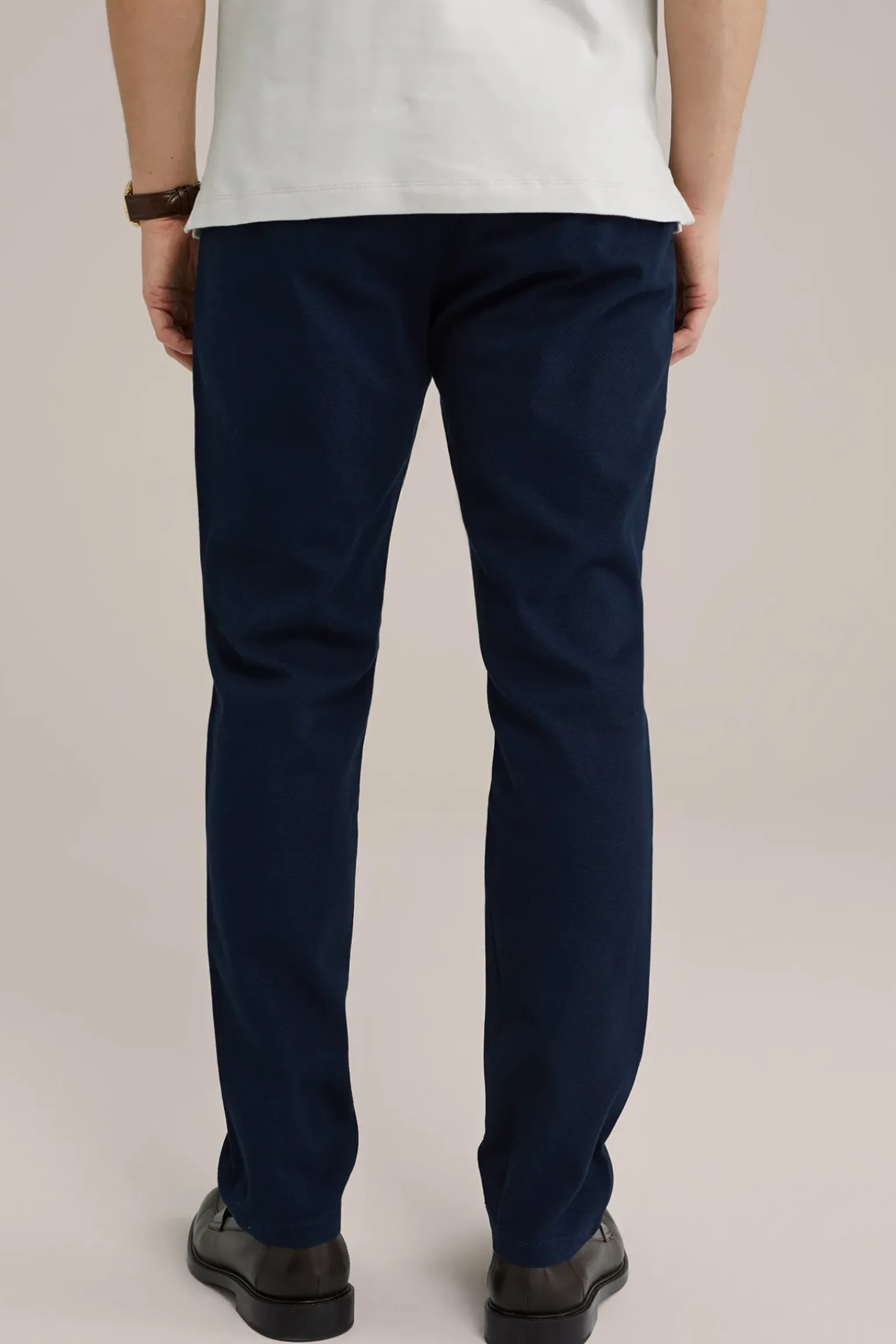 Slim fit chino met structuur